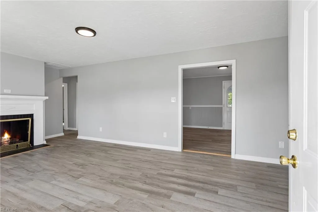 1813 Canterbury RD, HAMPTON VA 23666 - Photo 3