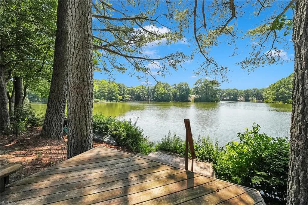 117 Wind Forest LN, YORKTOWN VA 23692 - Photo 3