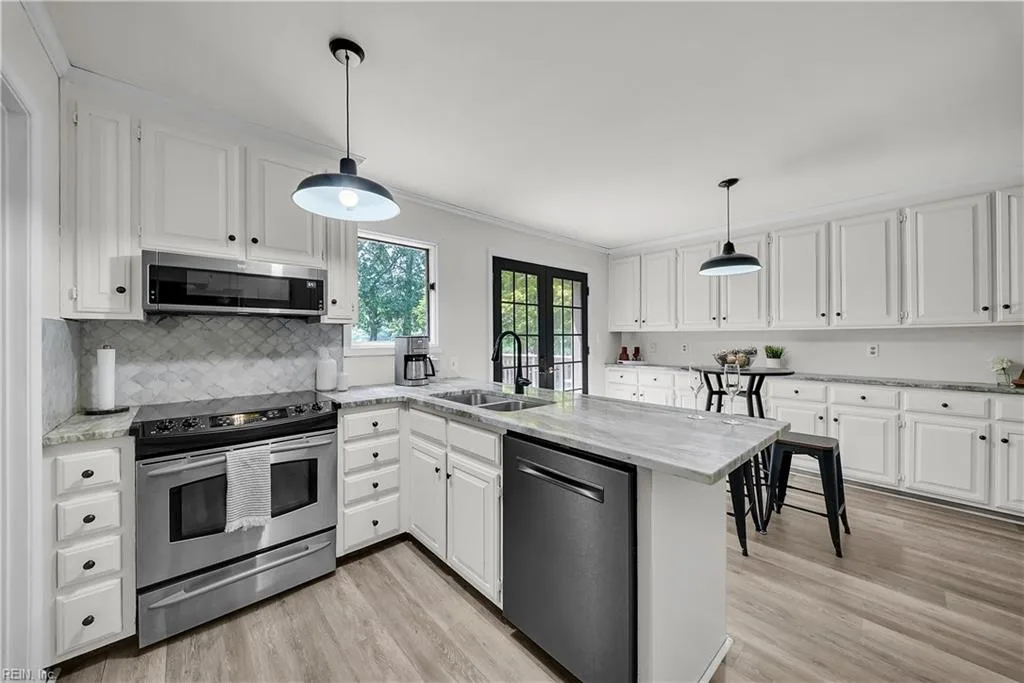 117 Wind Forest LN, YORKTOWN VA 23692 thumb 10