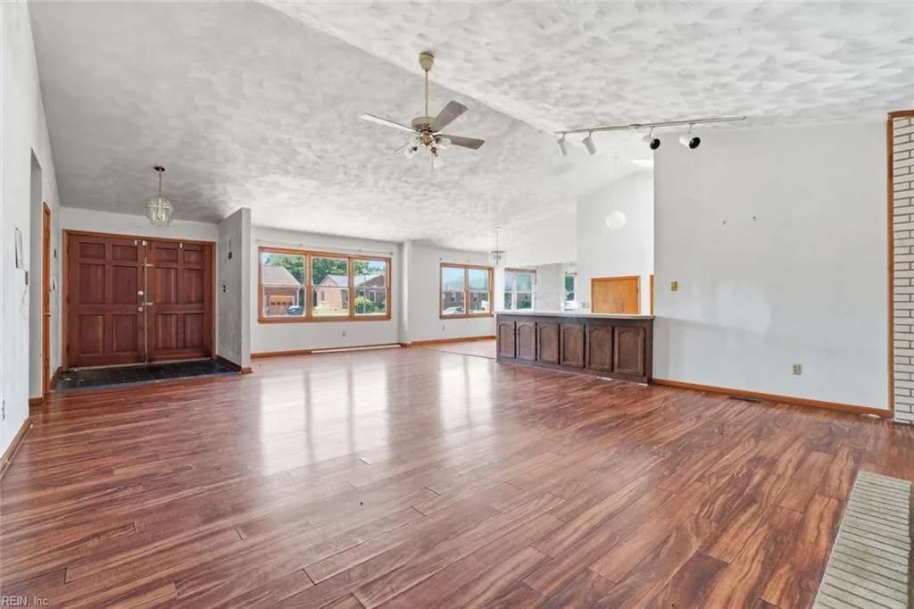 223 Woodbury Forrest DR, HAMPTON VA 23666 thumb 9