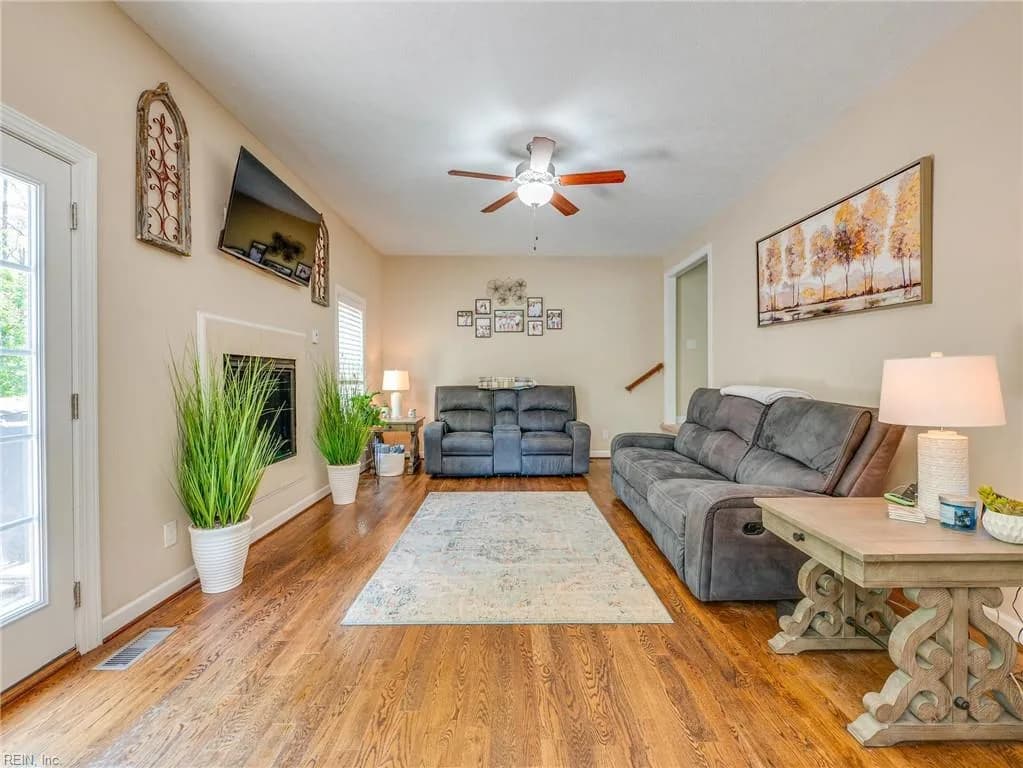 1098 Poquoson AVE, POQUOSON VA 23662 thumb 6