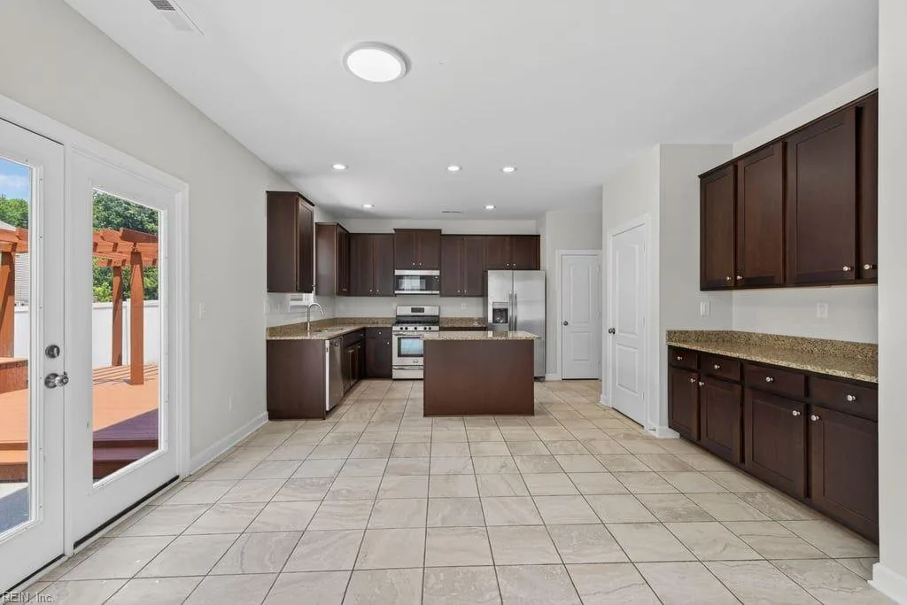 2866 Cross Landing DR, SUFFOLK VA 23434 thumb 9