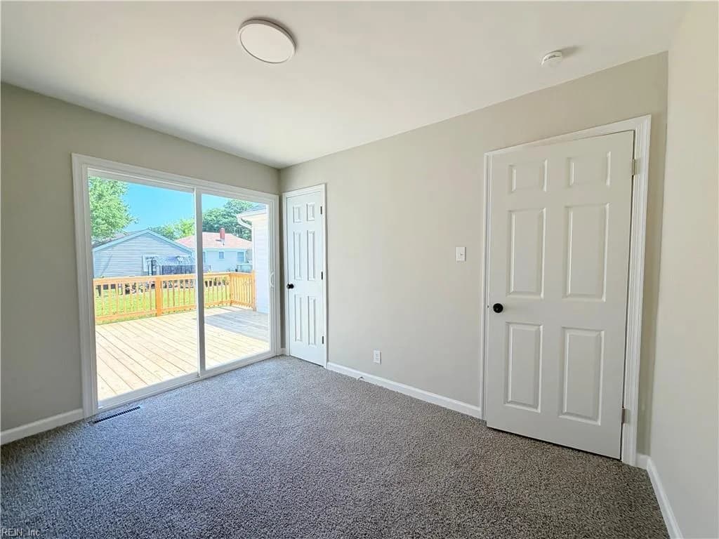 104 Heath LN, PORTSMOUTH VA 23701 thumb 8