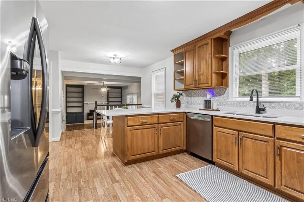 112 Breezy Point DR, YORKTOWN VA 23692 thumb 11