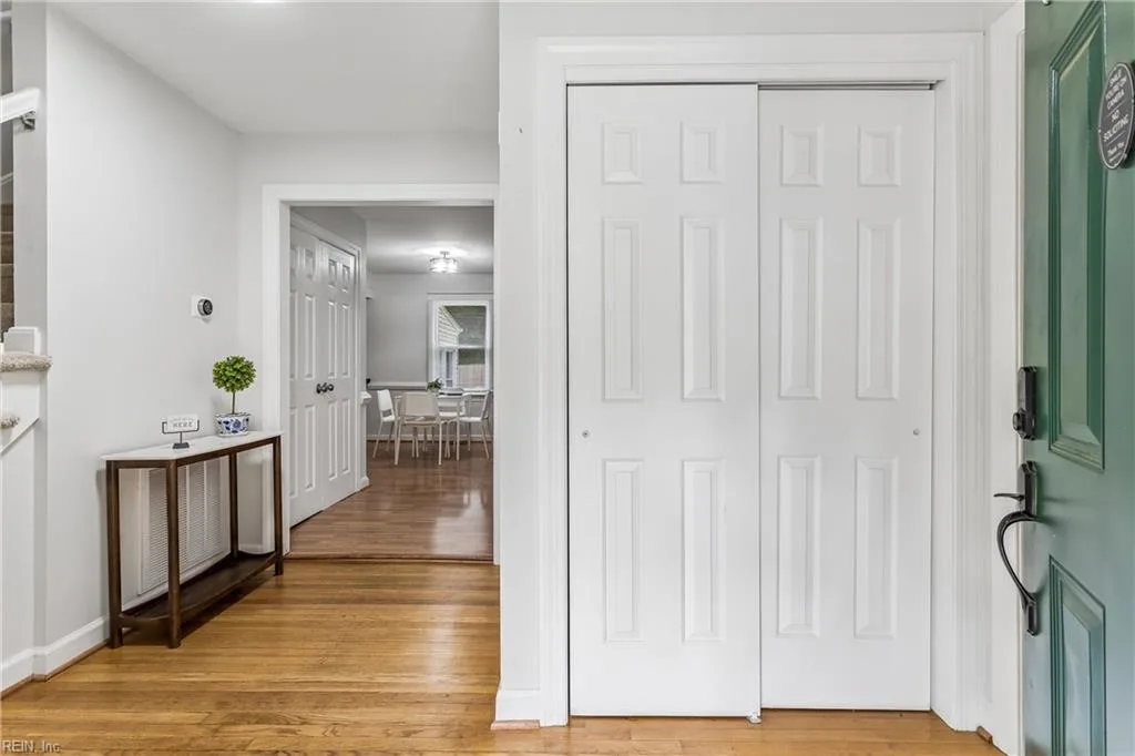 112 Breezy Point DR, YORKTOWN VA 23692 thumb 6