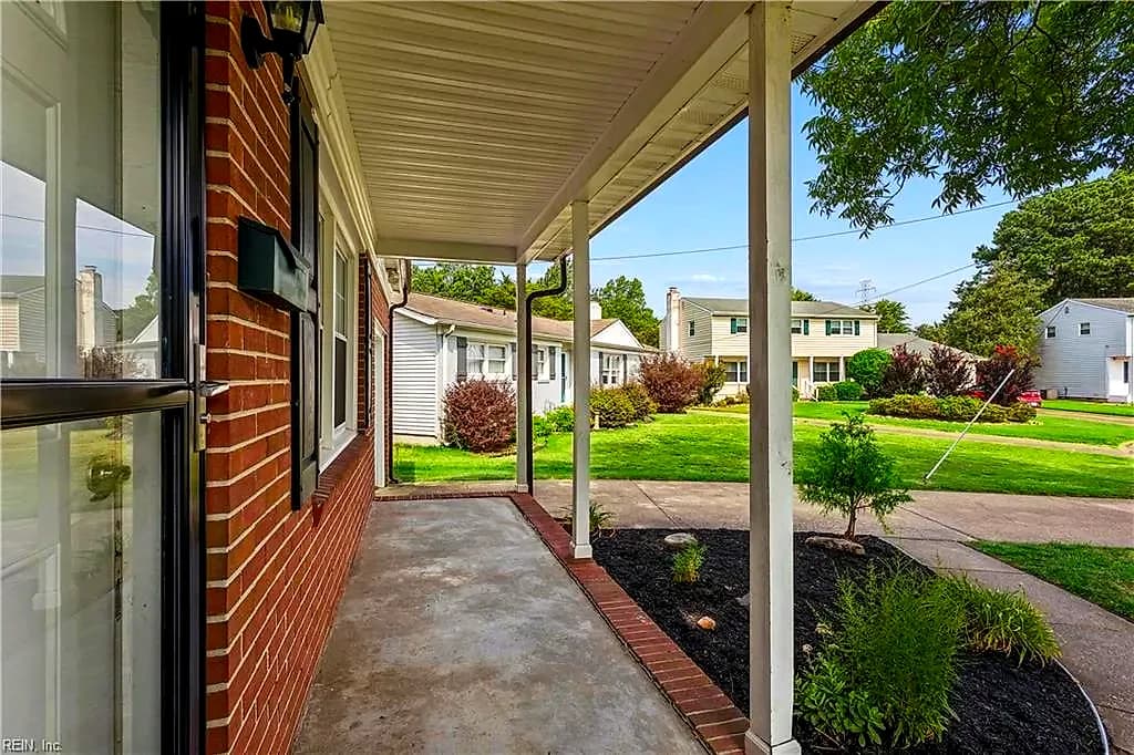 362 King Christian CIR, VIRGINIA BEACH VA 23462 - Photo 4
