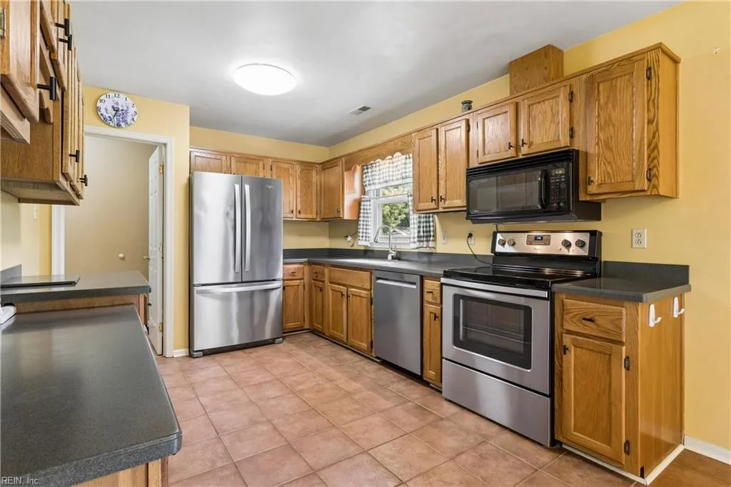 752 Manning Bridge RD, SUFFOLK VA 23434 thumb 6