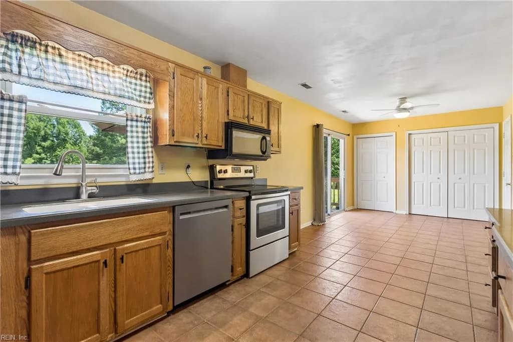 752 Manning Bridge RD, SUFFOLK VA 23434 thumb 8