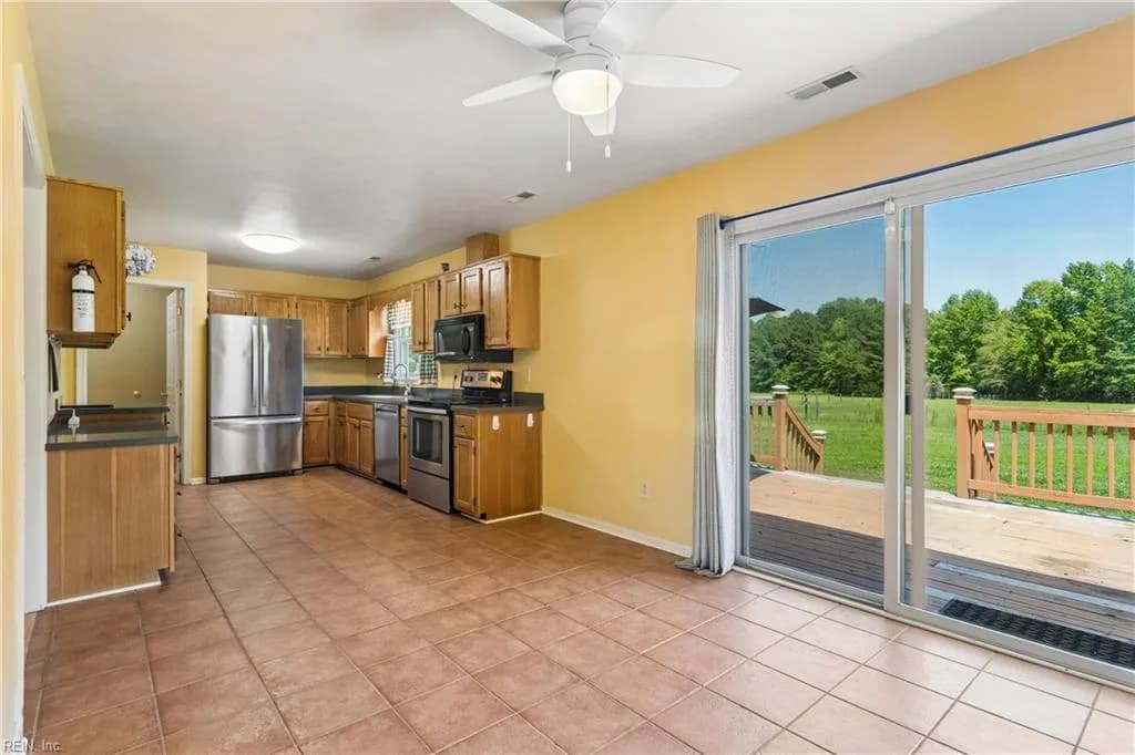 752 Manning Bridge RD, SUFFOLK VA 23434 thumb 9