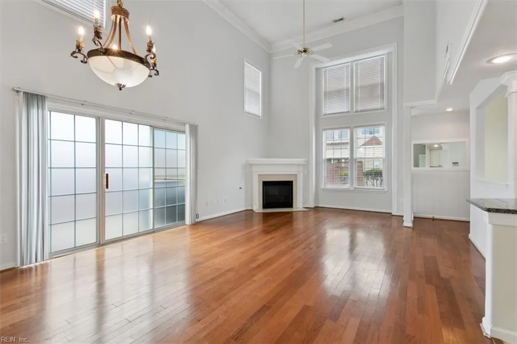 107 Post Oak RD, YORKTOWN VA 23693 thumb 8