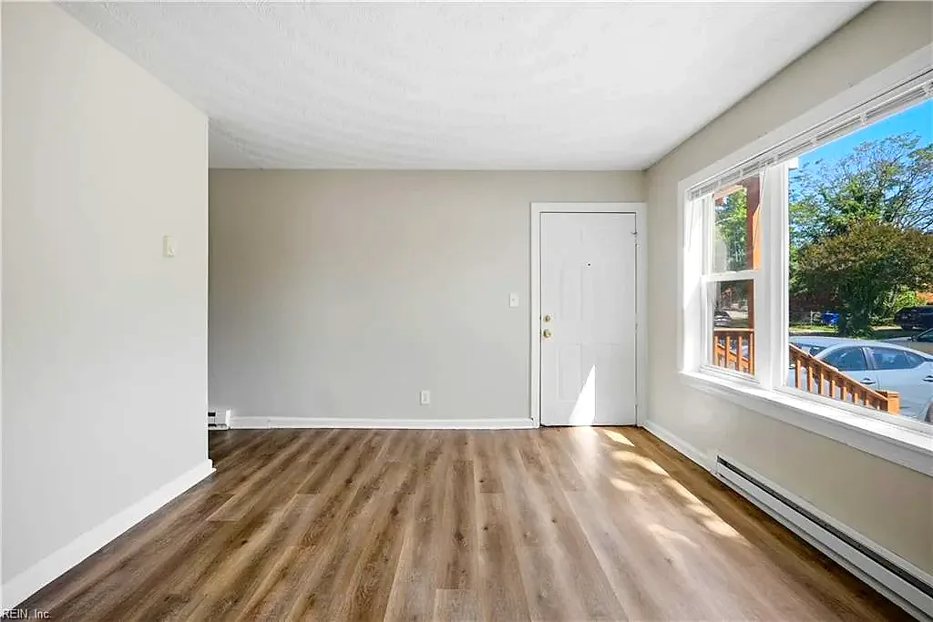 410 W 28th ST, NORFOLK VA 23508 thumb 10