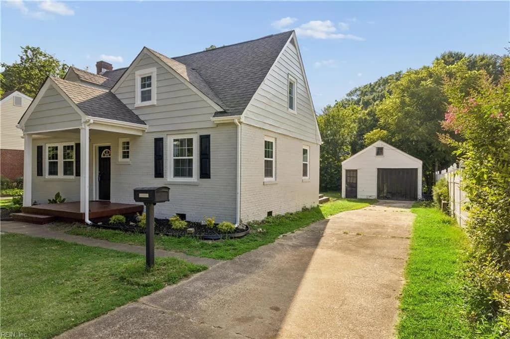 8815 Semmes AVE, NORFOLK VA 23503 - Photo 5