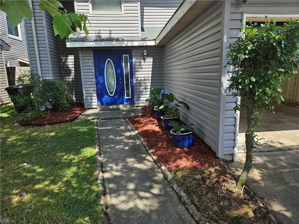 5389 Chatham Lake DR, VIRGINIA BEACH VA 23464 - Photo 2