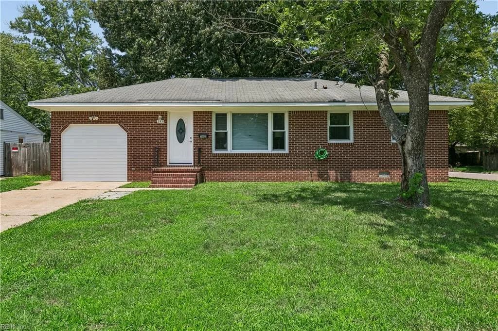 263 Exeter RD, NEWPORT NEWS VA 23602 - Photo 2