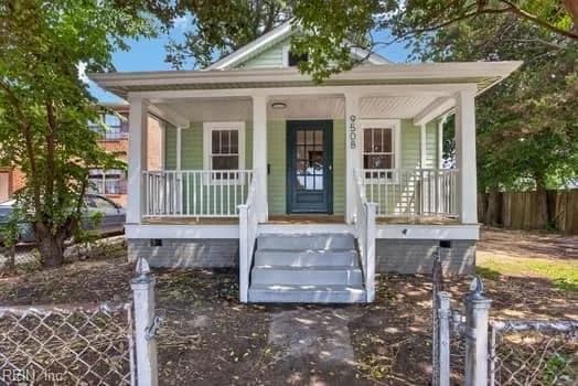 9508 Mason Creek RD, NORFOLK VA 23503 - Photo 2