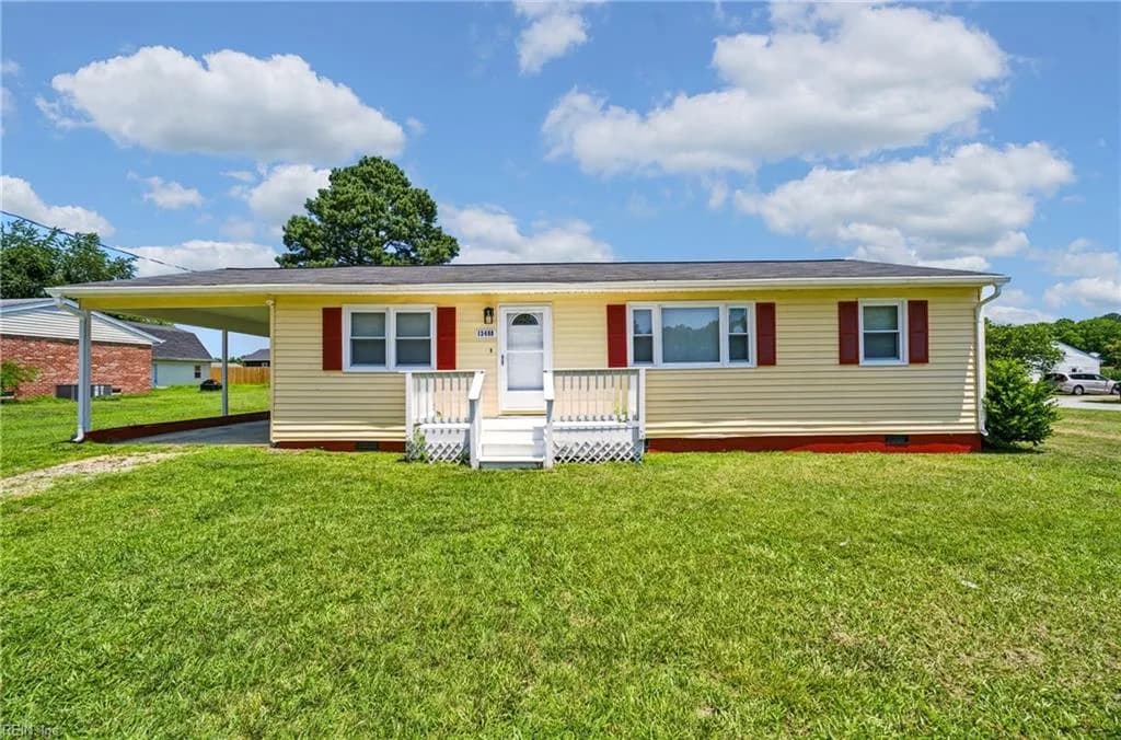 13408 Martha CIR, SMITHFIELD VA 23430 - Main photo