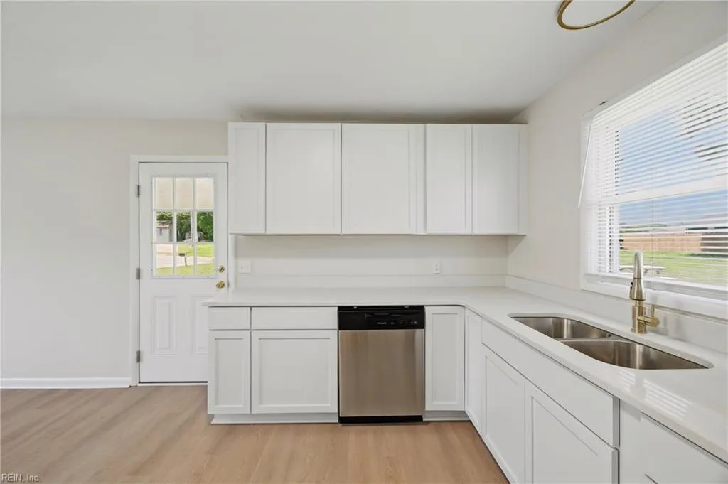 13408 Martha CIR, SMITHFIELD VA 23430 thumb 12