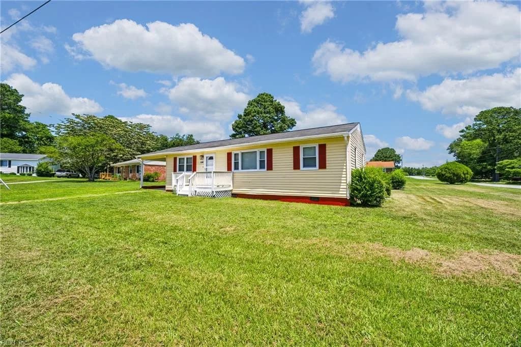 13408 Martha CIR, SMITHFIELD VA 23430 - Photo 4