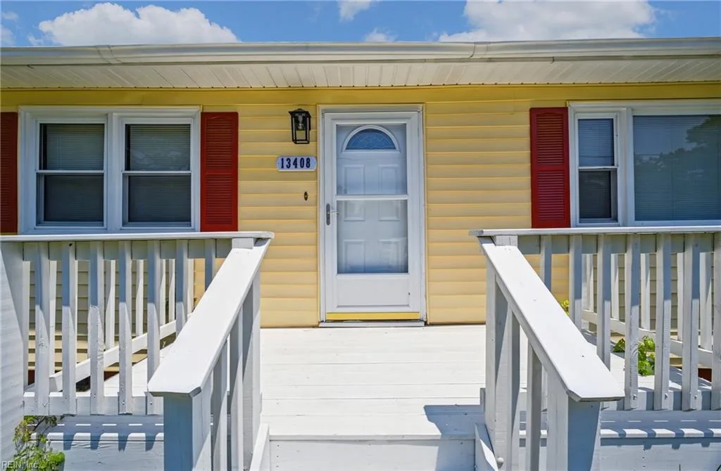 13408 Martha CIR, SMITHFIELD VA 23430 - Photo 5