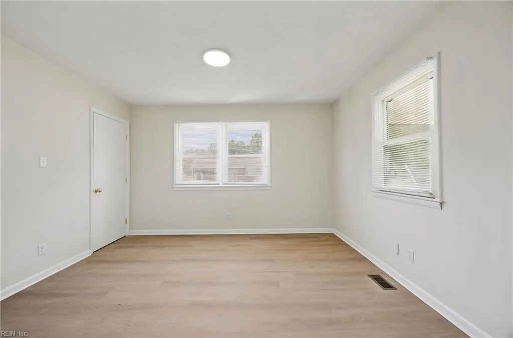 13408 Martha CIR, SMITHFIELD VA 23430 thumb 8