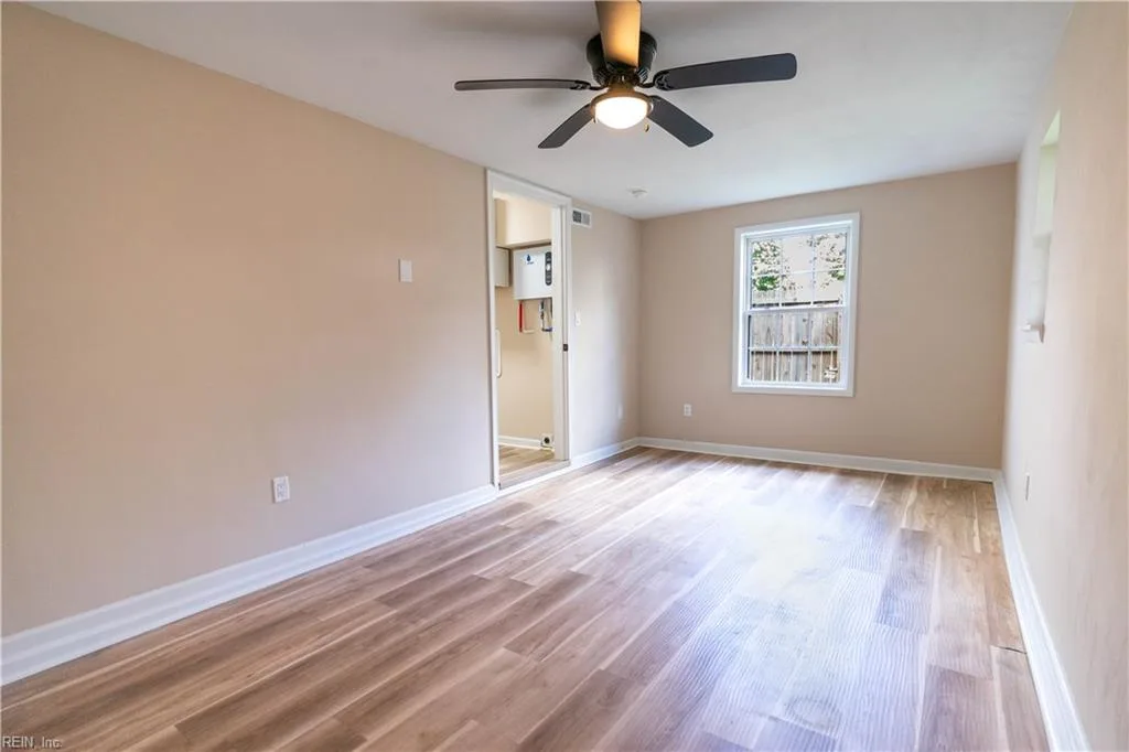 1407 Old Buckroe RD, HAMPTON VA 23663 thumb 11