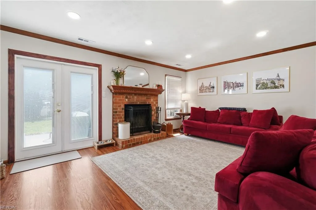 851 Sommerville CRES, CHESAPEAKE VA 23320 thumb 11