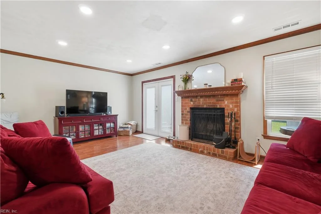 851 Sommerville CRES, CHESAPEAKE VA 23320 thumb 12