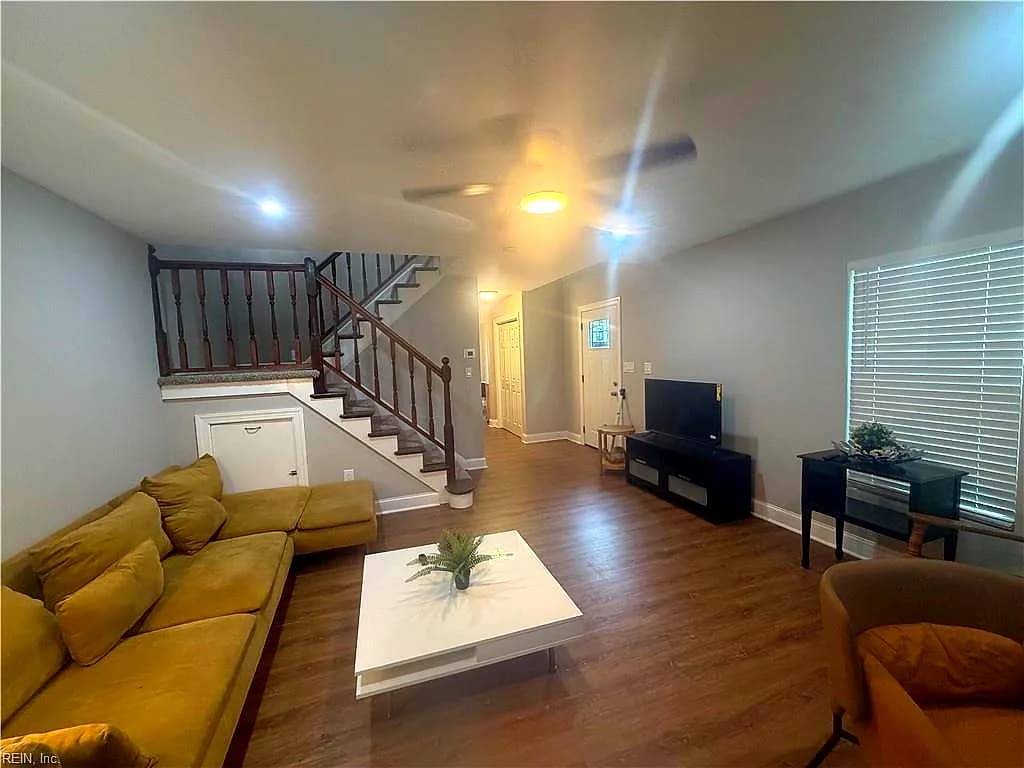 374 Eaton ST, HAMPTON VA 23669 thumb 6