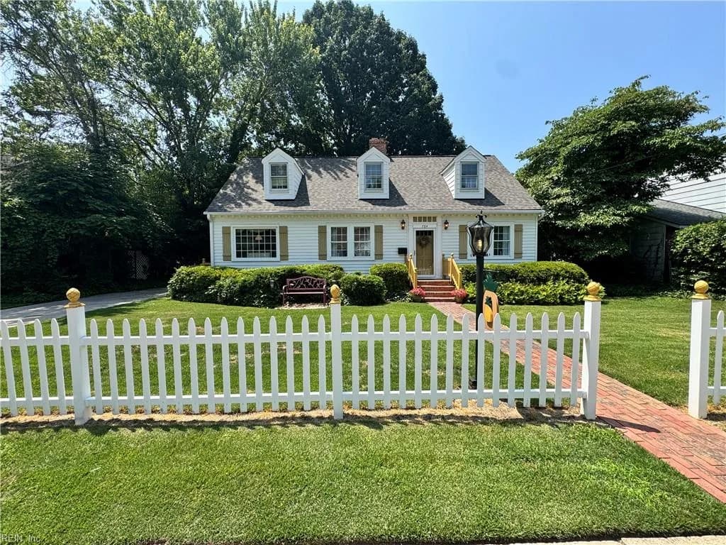 704 Monumental AVE, WILLIAMSBURG VA 23185 - Main photo