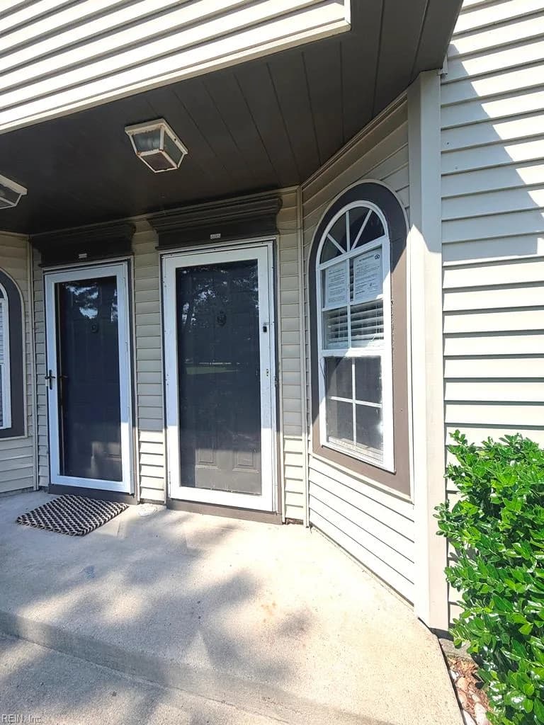 5297 Bardith CIR, VIRGINIA BEACH VA 23455 - Main photo