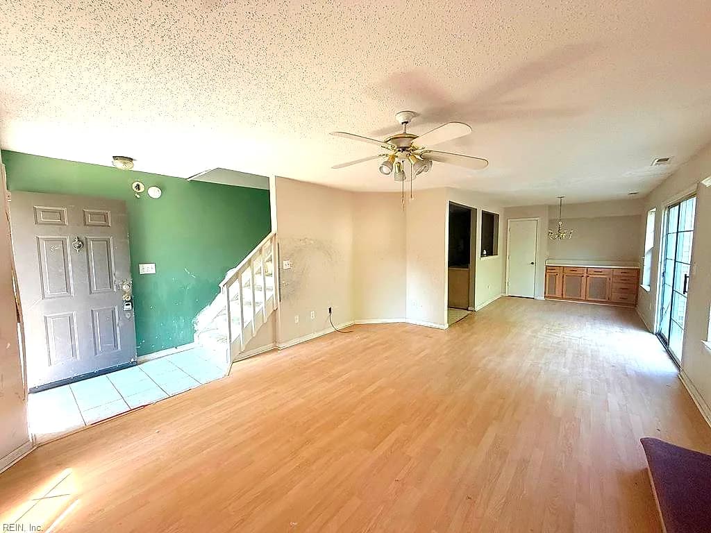 5297 Bardith CIR, VIRGINIA BEACH VA 23455 - Photo 4