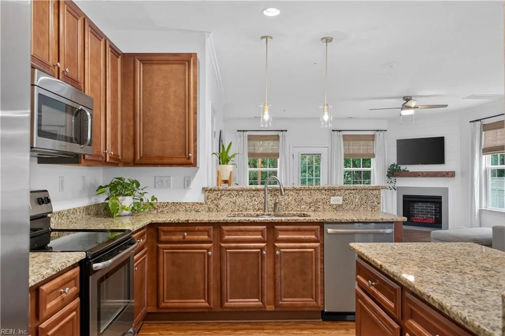 706 Albertine CT, CHESAPEAKE VA 23320 thumb 10