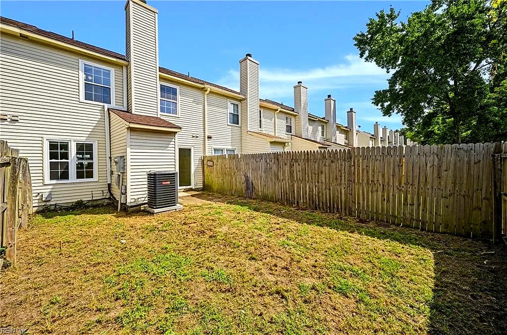 5589 Campus DR, VIRGINIABEACH VA 23462 thumb 12