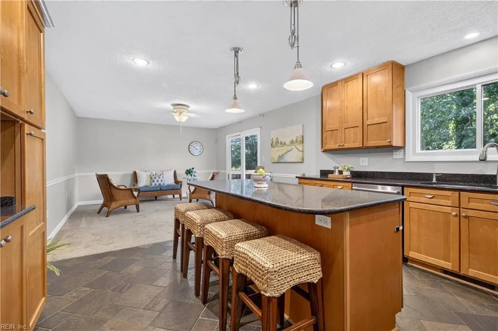 2239 Saint Marshall DR, VIRGINIA BEACH VA 23454 thumb 10