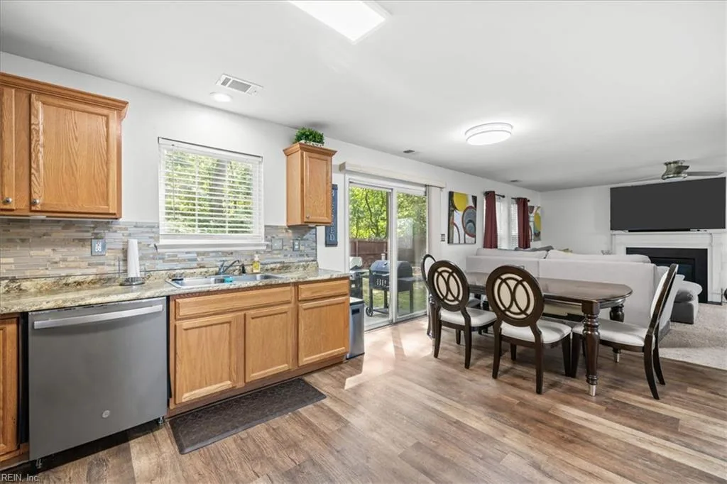 4435 Pelican PT, PORTSMOUTH VA 23703 thumb 12