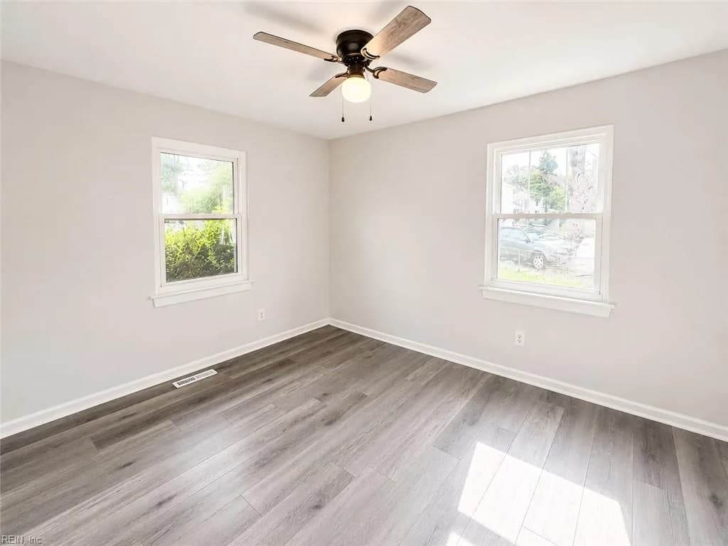 405 Institute DR, HAMPTON VA 23663 thumb 7