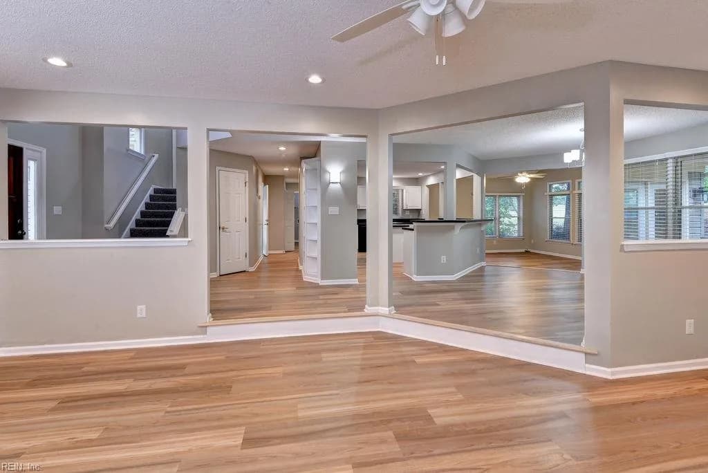 939 Edgewater DR, NEWPORT NEWS VA 23602 thumb 11
