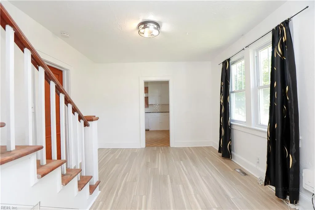 768 Mayfield AVE, NORFOLK VA 23518 thumb 6