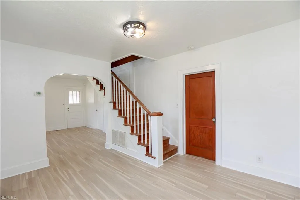 768 Mayfield AVE, NORFOLK VA 23518 thumb 7