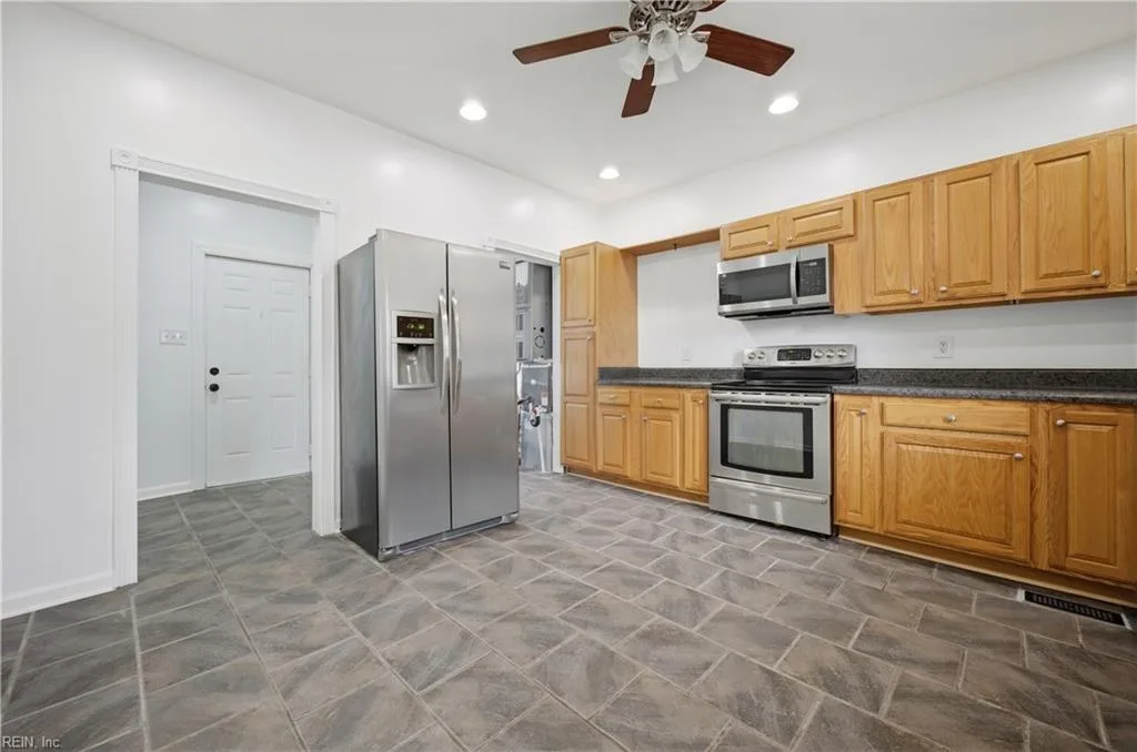613 N Mallory ST, HAMPTON VA 23663 thumb 12
