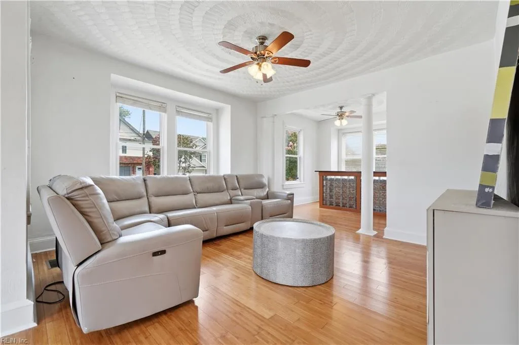 2703 Beachmont AVE, NORFOLK VA 23504 thumb 8