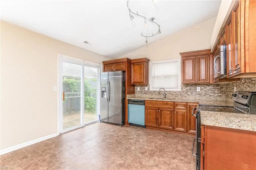3864 Meadowbrook CT, VIRGINIA BEACH VA 23453 thumb 6