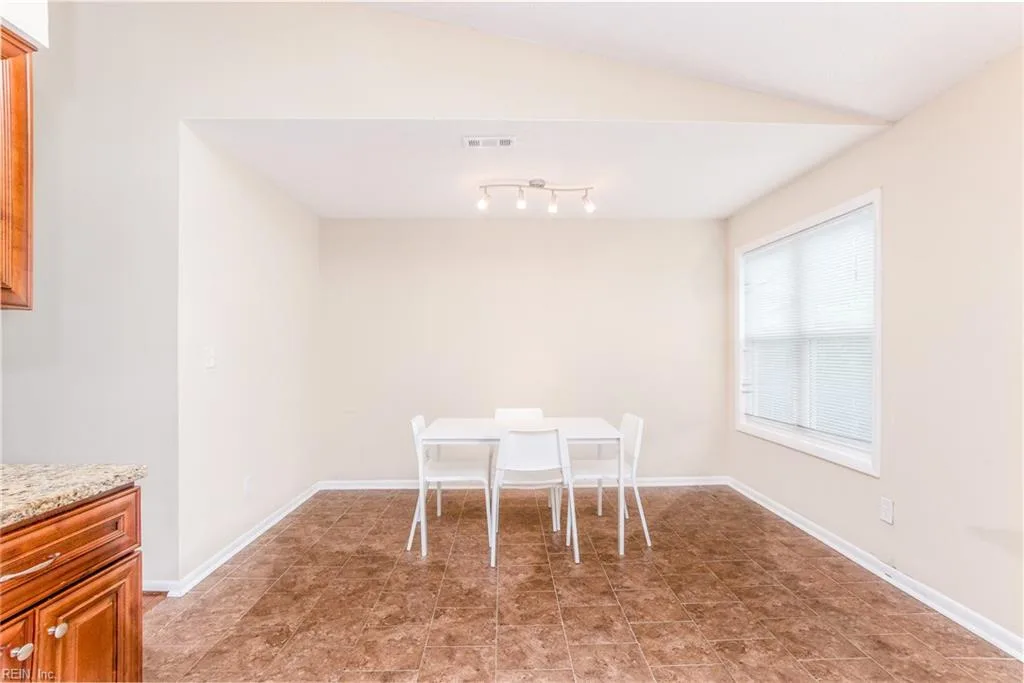 3864 Meadowbrook CT, VIRGINIA BEACH VA 23453 thumb 8