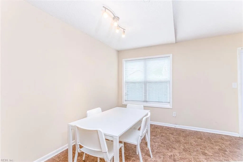 3864 Meadowbrook CT, VIRGINIA BEACH VA 23453 thumb 9