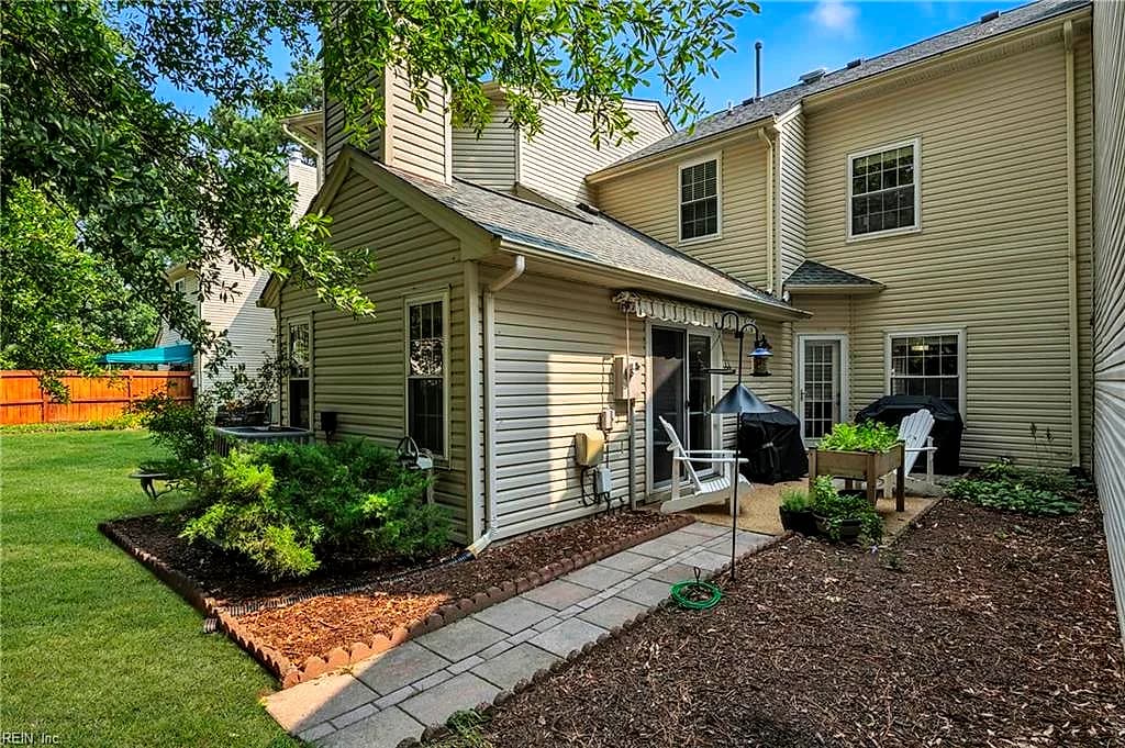 1273 Lake DR, NEWPORT NEWS VA 23602 thumb 6