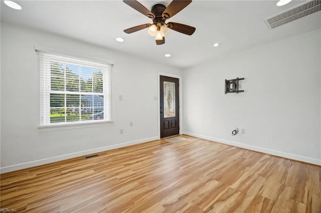 53 Greeneland BLVD, PORTSMOUTH VA 23701 thumb 8