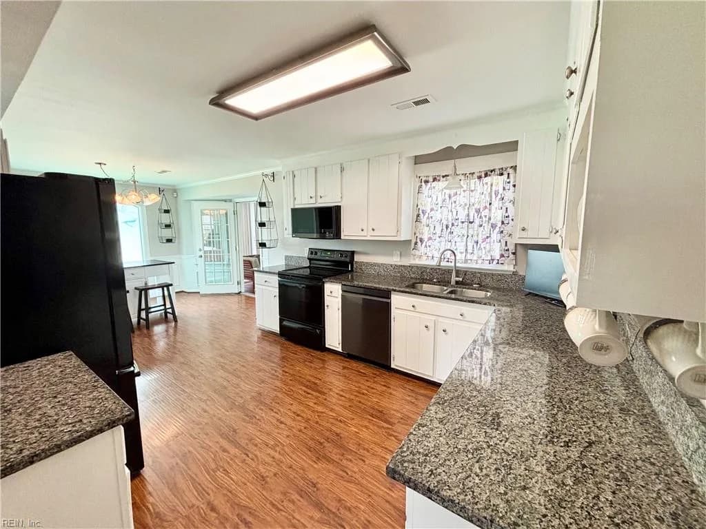 380 Whealton RD, HAMPTON VA 23666 thumb 12