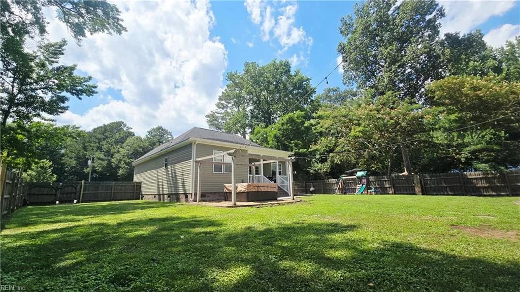 411 NW Backwoods RD, MOYOCK NC 27958 - Photo 4