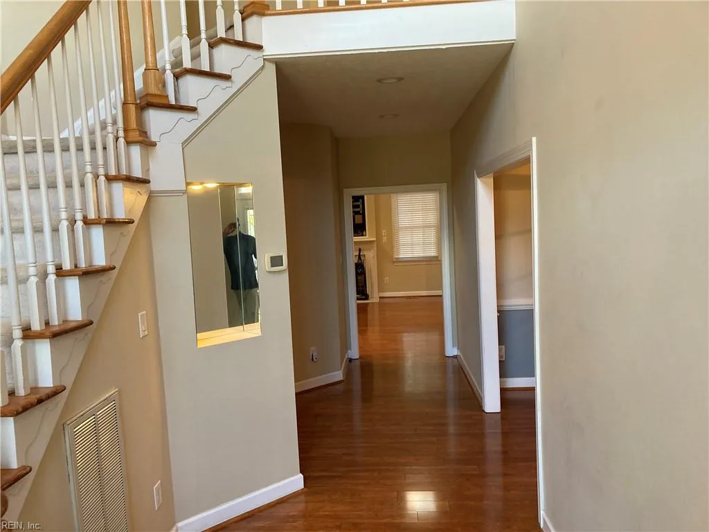 305 Fairway LN, YORKTOWN VA 23693 - Photo 5