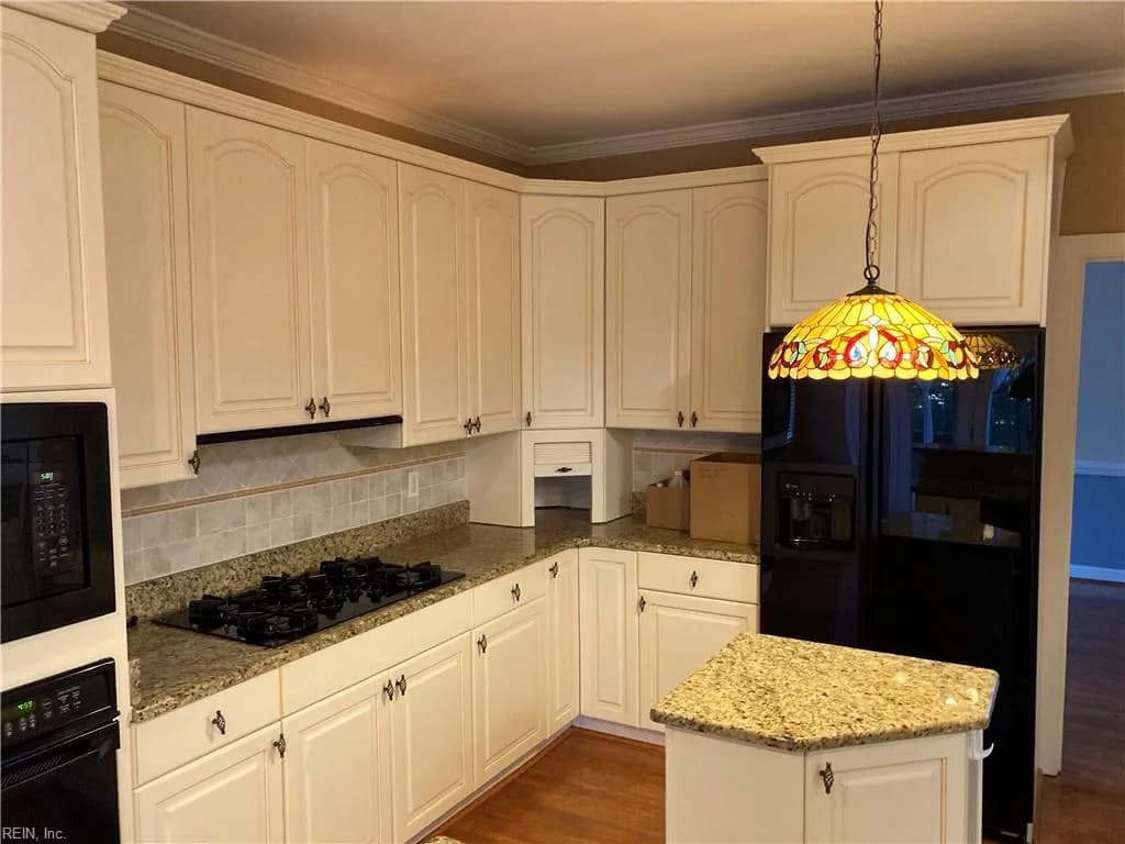 305 Fairway LN, YORKTOWN VA 23693 thumb 6